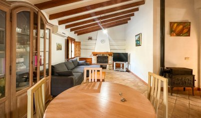 Resale - Villa -
Cabo Roig