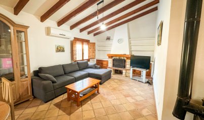 Resale - Villa -
Cabo Roig