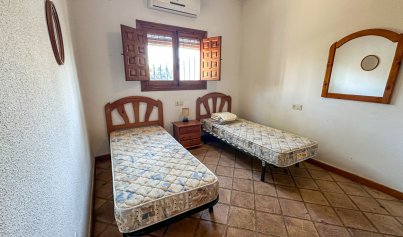 Resale - Villa -
Cabo Roig
