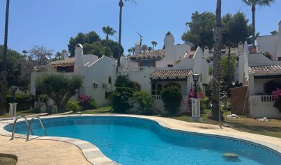 Resale - Villa -
Orihuela Costa - Los Dolses