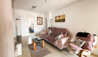 Resale - Bungalow -
Orihuela Costa - Punta Prima