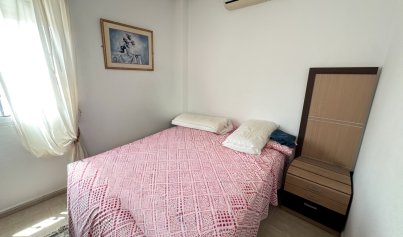 Resale - Bungalow -
Orihuela Costa - Punta Prima