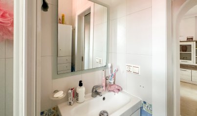 Resale - Bungalow -
Orihuela Costa - Punta Prima