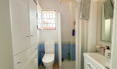 Resale - Bungalow -
Orihuela Costa - Punta Prima