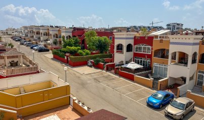 Resale - Bungalow -
Orihuela Costa - Punta Prima