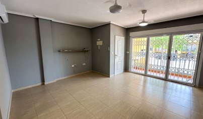 Resale - Bungalow -
Daya Nueva - Costa Blanca Sur