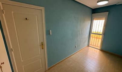 Resale - Bungalow -
Daya Nueva - Costa Blanca Sur