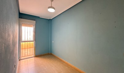 Revente - Bungalow -
Daya Nueva - Costa Blanca Sur