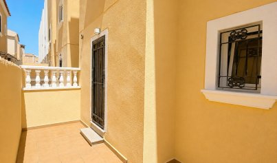 Wiederverkauf - Stadthaus -
Campoamor