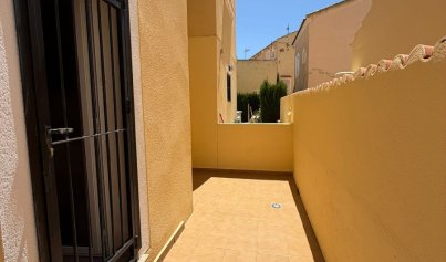 Wiederverkauf - Stadthaus -
Campoamor