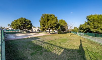 Resale - Bungalow -
Los Balcones - Los Balcones - Los Altos del Edén