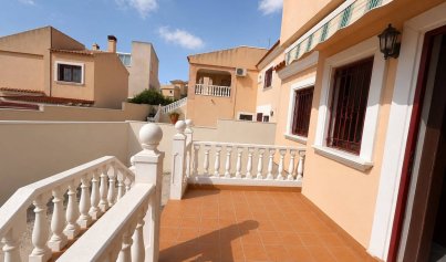 Resale - Villa -
Villamartín - Blue Lagoon