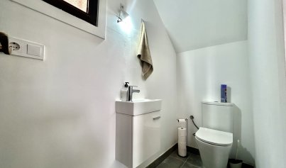 Resale - Villa -
Villamartín - Blue Lagoon
