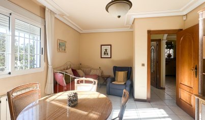 Wiederverkauf - Villa -
La Mata