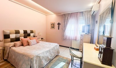 Wiederverkauf - Villa -
La Mata