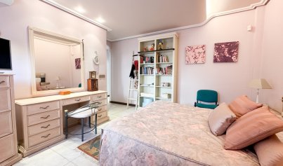Wiederverkauf - Villa -
La Mata