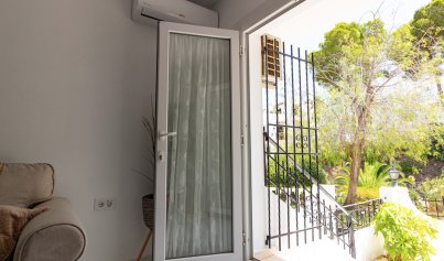 Resale - Townhouse -
Villamartín - Verdemar