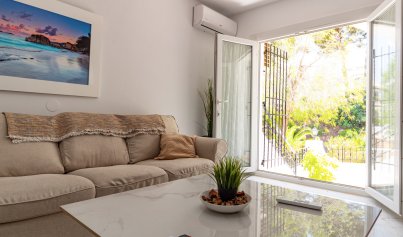 Resale - Townhouse -
Villamartín - Verdemar
