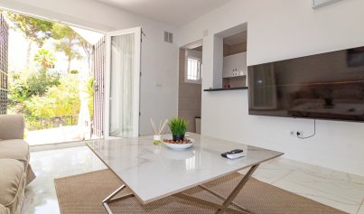 Resale - Townhouse -
Villamartín - Verdemar