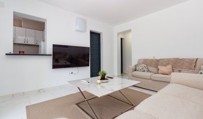 Resale - Townhouse -
Villamartín - Verdemar