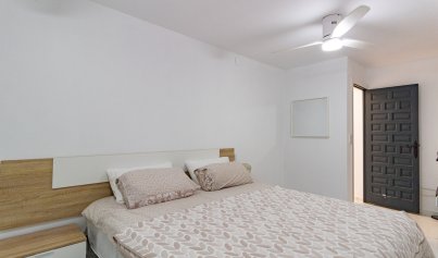 Resale - Townhouse -
Villamartín - Verdemar