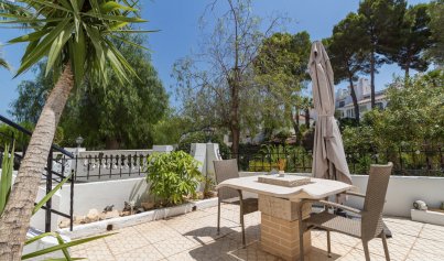 Resale - Townhouse -
Villamartín - Verdemar