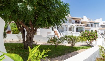 Resale - Townhouse -
Villamartín - Verdemar
