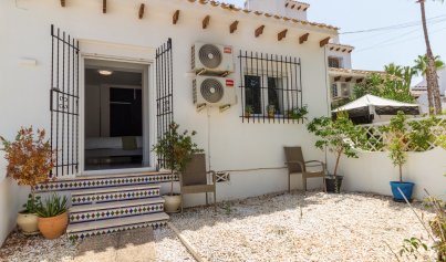 Resale - Townhouse -
Villamartín - Verdemar