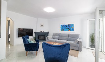 Resale - Townhouse -
Villamartín - Verdemar