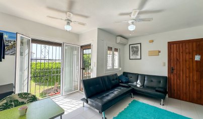 Resale - Bungalow -
San Miguel de Salinas - Bellavista