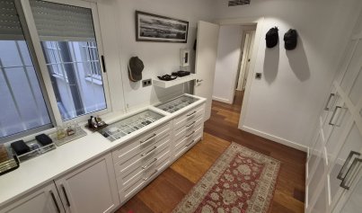 Resale - Apartment -
Torrevieja - Centro