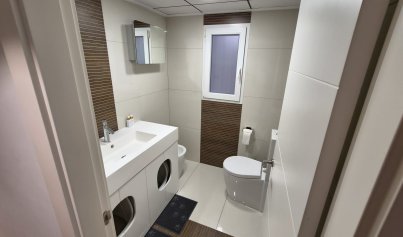 Resale - Apartment -
Torrevieja - Centro