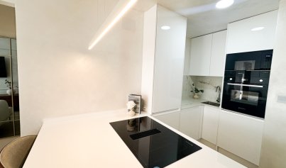 Resale - Apartment -
Torrevieja - Centro
