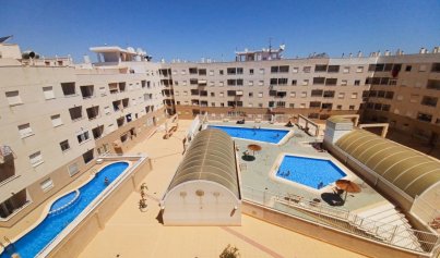 Resale - Apartment -
Torrevieja - Centro