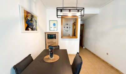 Resale - Apartment -
Torrevieja - Centro