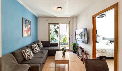 Resale - Apartment -
Torrevieja - Centro