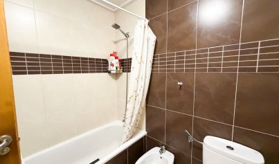 Resale - Apartment -
Torrevieja - Centro