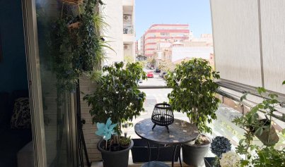 Resale - Apartment -
Torrevieja - Centro