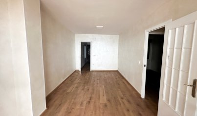 Resale - Apartment -
Torrevieja - Playa de los Locos