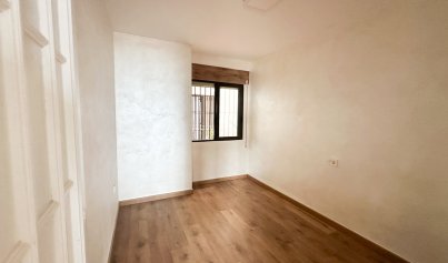 Resale - Apartment -
Torrevieja - Playa de los Locos