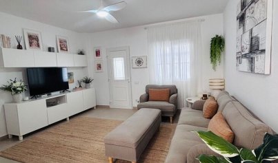 Resale - Townhouse -
Villamartín - Orihuela Costa