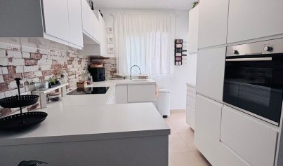 Resale - Townhouse -
Villamartín - Orihuela Costa