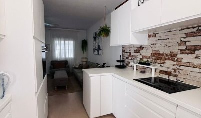 Resale - Townhouse -
Villamartín - Orihuela Costa
