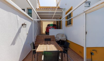 Resale - Villa -
Villamartín - La Rioja