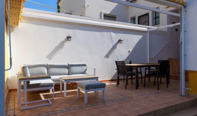 Resale - Villa -
Villamartín - La Rioja