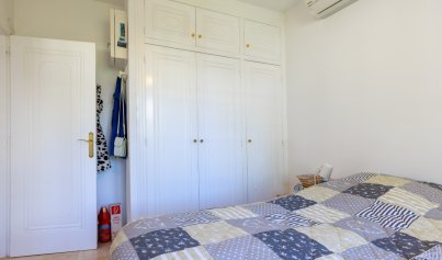 Resale - Villa -
Villamartín - La Rioja