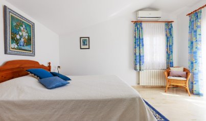 Resale - Villa -
Villamartín - La Rioja