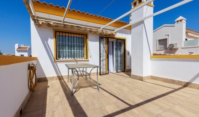 Resale - Villa -
Villamartín - La Rioja