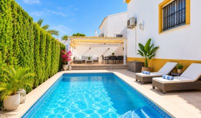 Resale - Villa -
Villamartín - La Rioja
