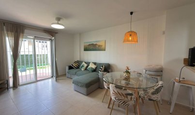 Återförsäljning - Lägenhet -
Villamartín - La Fuente